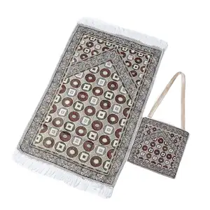 Luxury Arabic Ramadan Islamic Sajadah Madina Foldable Travel Portable Pocket Muslim Prayer Rug Mat With Bag Muslim