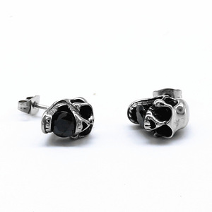 yunnique <b>Stud</b> <b>Earrings</b> Skull Shape Titanium Steel <b>Black</b> And White Bezel Setting Fashion Jewelry For Men And Women - Product Image 5