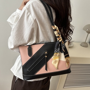 <span class=keywords><strong>Sac</strong></span> fourre-tout color block <span class=keywords><strong>pour</strong></span> <span class=keywords><strong>femme</strong></span>, <span class=keywords><strong>grand</strong></span> <span class=keywords><strong>sac</strong></span> à main en cuir PU avec foulard en soie, <span class=keywords><strong>sac</strong></span> à bandoulière décontracté <span class=keywords><strong>pour</strong></span> le bureau - Product Image 6