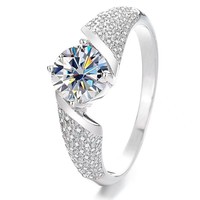 Bague en argent sterling S925 plaqué rhodium avec moissanite multicolore 1 carat certifiée GRA, pavé intégral et pierres latérales torsadées à double sangle