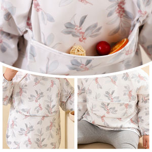 Baberos de Alimentación para Bebés y Niños Pequeños, Lavables e Impermeables, de PU, con Estampado, Mangas Largas, Diseño Plegable, en Oferta - Product Image 4