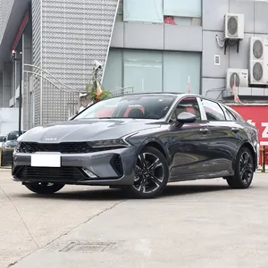2021 Kia K5 Style Fashion Edition New 4x4 Sedan High-Speed Gas/Electric In-Stock 5 Seat Leather Car China Left Steering Rear