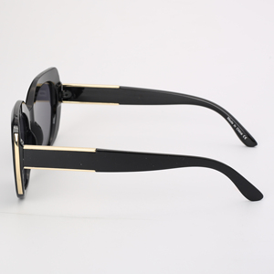 Gafas de Sol Unisex Cuadradas con Protección UV400 SP10327, Diseño Moderno, para Uso en Exteriores, Protección Solar, OEM - Product Image 4