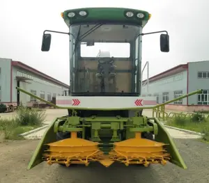 小型ミニトウモロコシ飼料収穫機自走式コーンサイレージ収穫機