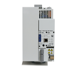 Variateur de fréquence Lenze E84AVSCE4024SX0 pour machine industrielle - Product Image 1