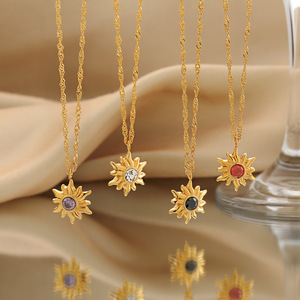 Collana con Ciondolo a Forma <span class=keywords><strong>di</strong></span> Girasole in Acciaio Inossidabile e Cristallo, Placcata in Oro Sottovuoto, Gioielli <span class=keywords><strong>di</strong></span> Lusso per Signore - Product Image 1