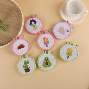 Kit de point de croix personnalisé 11CT 14CT <span class=keywords><strong>Aida</strong></span> avec motif estampé, broderie, artisanat, porte-clés avec cerceau - Product Image 2