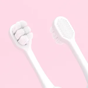 Professionnel Oem/odm 10000 fourrure brosse à dents fabricant poils souples dessin animé en forme de mites enfants brosse à dents