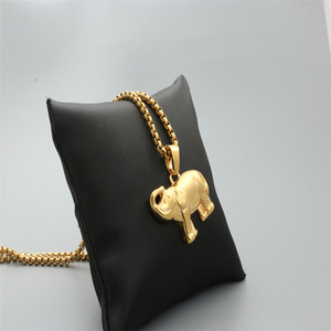Collier avec pendentif éléphant en argent tibétain, bijoux unisexes à la mode, cadeau - Product Image 3