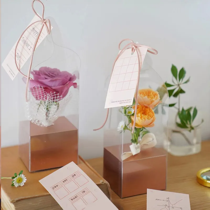 Wholesale Fashion Valentines Day Single Rose Packaging Transparent Plastic Portable Flower Gift Box With Color Paper Insert