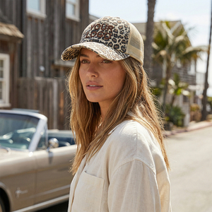 Casquette de baseball en coton lavé de qualité supérieure à imprimé léopard avec logo personnalisé, style chignon délavé pour femme - Product Image 2