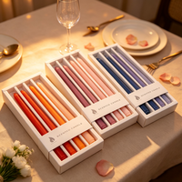Lot de 4 bougies coniques en paraffine en gros, multicolores disponibles, non parfumées, pour une ambiance décorative idéale pour les soirées romantiques et les rassemblements