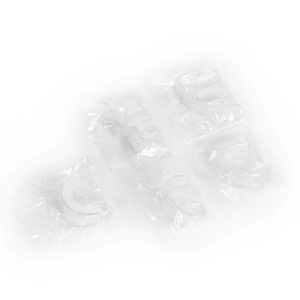 Apparecchio ortodontico in silicone per la protezione dei denti molari, con strumento per la cura dentale e supporto per la posizione della fibbia della lampada. - Product Image 4