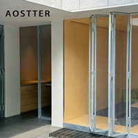 Puerta Plegable de Aluminio con Aspecto de Madera AOSTTER, con Doble Acristalamiento Low-E IGU y Herrajes para Uso Tradicional en Propiedades