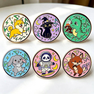 ป้ายโลหะเคลือบอ่อนลายการ์ตูนสัตว์ ดีไซน์ตามหลักฮวงจุ้ย สำหรับเสื้อแจ็คเก็ต หมวก เสื้อผ้า - สไตล์โมเดิร์นผสมผสานแบบดั้งเดิม ขายส่งแบบ OEM - Product Image 1