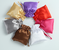 8*10cm pas cher Satin bijoux sac fête de mariage bonbons paquet organisateur vêtements personnalisé champignon cordon sacs