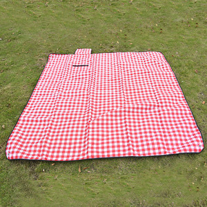 Tapis de pique-nique en plein air, tapis résistant à l'humidité, tentes de camping, tissu de pique-nique en plein air - Product Image 1