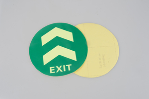Autocollant mural photoluminescent en PVC pour signalisation de sécurité dans l'obscurité, sortie d'urgence incendie, avec stockage de lumière - Product Image 4