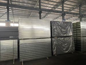 Goulotte de câblage industrielle en acier grande capacité, ignifuge, à montage en surface, à aspect dissimulé, robuste, en métal - Product Image 2