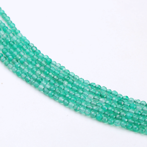 Cuentas de Piedras Preciosas de Piedra Lunar Arcoíris en Venta, 2513 Variedades con Cortes Trillion, Esmeralda Radiante y Hexagonales - Product Image 4