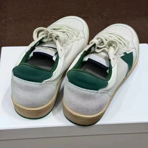 Zapatillas Deportivas de Diseño con Parte Superior de Malla, Color Blanco, Transpirables, Antideslizantes, Cómodas, Estilo Desgastado Dorado - Product Image 3