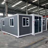 Maison conteneur modulaire extensible à 2 chambres, coupe-vent et respirante, préfabriquée moderne et portable pour projets scolaires et hôteliers