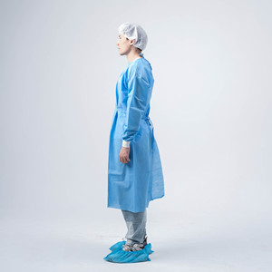 Combinaison d'isolement de haute qualité Hubei Xiantao, blanche et bleue, niveau 1, 35-50g PP+PE, blouse d'isolement jetable - Product Image 2