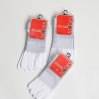 Chaussettes cinq doigts pour jeunes, personnalisées OEM, en coton GOTS, athlétiques, avec bande en caoutchouc pour la voûte plantaire, semelle en tissu éponge, antibactériennes, minimalistes, pour la course à pied