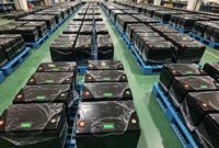 Baterai Lithium Deep Cycle 12V 200Ah untuk RV, Camper, Kapal, dan Sistem Tenaga Surya Off Grid