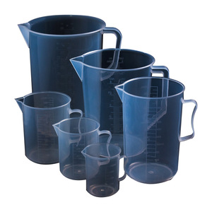 Tazas medidoras de plástico de 250ml, 500ml, 1000ml, 2000ml, 3000ml, 5000ml, transparentes y graduadas para uso en cocina, repostería y laboratorio. - Product Image 1