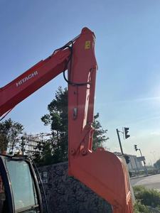 Excavatrice Hitachi ZX75 d'occasion, en vente, bonnes performances, prix bas, garantie 1 an, mini-pelleuse de 7 tonnes, pour travaux de construction à domicile et à la ferme. - Product Image 2