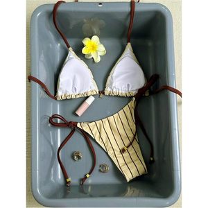 Ensemble de bikini contrasté rayé pour femme FOXA avec string et maillot de bain coquin en Spandex et Nylon extensible - Product Image 3