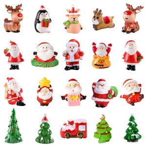 Figurines en résine mignonnes, ornements miniatures, décorations de Noël, petites figurines de Père Noël et bonhomme de neige, breloques, statue de paysage de jardin - Product Image 1