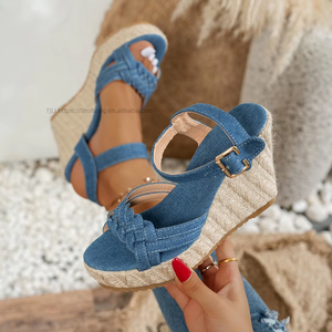 Nouvelles sandales compensées à plateforme pour femmes, style été, semelle épaisse en jean, grandes sandales romaines tissées, vente en gros - Product Image 2