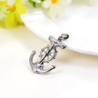 Pendentif Ancre et Leme de Bateau Pirate Rétro en Acier Inoxydable Plaqué Or 18K Étanche, Style Nordique Viking, Sertissage Bezel, pour Hommes YIQI
