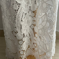 Tissu de robe de mariée en dentelle de paillettes de broderie en gros d'usine