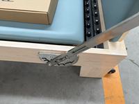 Reformer de Pilates en bois d'érable écologique avec tour pour studios personnalisés ou usage domestique, garantie 5 ans