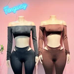 Completo <span class=keywords><strong>Sexy</strong></span> Due Pezzi Donna Y2K 2025: Top Corto a Spalle Scoperte con Maniche Lunghe e Pannello Trasparente & Pantaloni Aderenti - Product Image 4