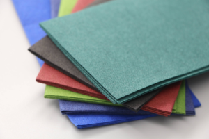 Serviettes de table en lin <span class=keywords><strong>pré</strong></span>-pliées de style sac Airlaid Serviettes imprimées colorées Papier de <span class=keywords><strong>serviette</strong></span> Airlaid avec poche pour couverts - Product Image 3