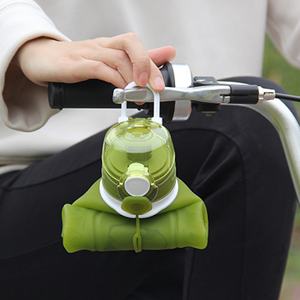 Bouteille d'eau en silicone personnalisée en gros, résistante aux hautes températures, portable, anti-chute, pour le sport, design pliable simple, à boire directement - Product Image 2