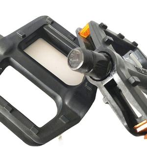 Pédales de vélo de montagne en plastique avec roulement à billes, plateforme large pour équipement de cyclisme - Product Image 4