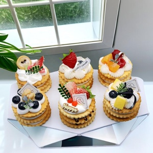 Réplique de gâteau circulaire simulé, biscuits artificiels, accessoires de vitrine, jouets de présentation pour pâtisserie, décoration - Product Image 2