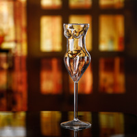 Shaker à cocktail en verre de luxe fait à la main, verre à cocktail fantaisie à longs pieds amusant, verre à mélanger pour votre bar à domicile