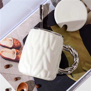 Tasse à eau en céramique écologique au design simple de 460 ml, résistante à la chaleur, grande tasse à café avec couvercle et cuillère - Product Image 6