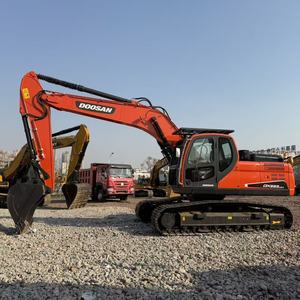 รถขุดดูซาน DX225LC มือสอง สีเดิม 22 ตัน รถขุดงานหนัก สำหรับงานเหมืองและก่อสร้าง - Product Image 1