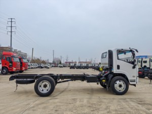 Delong G300 tàu chở nhiên liệu diesel dày 5mm thép carbon chất lượng cao 10.2 mét khối Công suất - Product Image 5