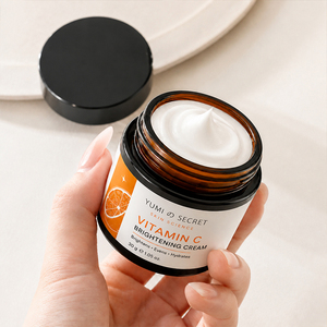 Crème Visage Éclaircissante à la Vitamine C, Marque Privée, Bio, Anti-Taches Brunes, Hydratante – Meilleure Vente - Product Image 3