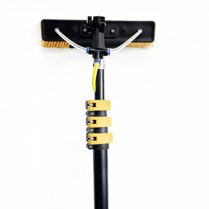 Brosse <span class=keywords><strong>de</strong></span> <span class=keywords><strong>nettoyage</strong></span> des panneaux solaires Offre Spéciale nettoyeur <span class=keywords><strong>de</strong></span> vitres larges alimenté en eau avec équipement <span class=keywords><strong>de</strong></span> <span class=keywords><strong>nettoyage</strong></span> <span class=keywords><strong>de</strong></span> vitres à tige - Product Image 5