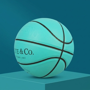 Ballon <span class=keywords><strong>de</strong></span> basketball <span class=keywords><strong>personnalisé</strong></span> <span class=keywords><strong>de</strong></span> haute qualité en PU, tailles 7, 6, 5, avec motif imprimé, logo et couleurs personnalisables - Product Image 4