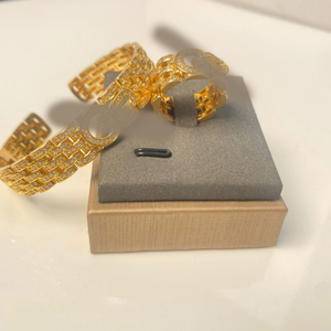مجوهرات مصمم مورِّد علامات تجارية شهيرة فاخرة مطلية بالذهب الحقيقي مقاومة للماء راقية رائجة أزياء مكتنزة وخاتم - Product Image 3
